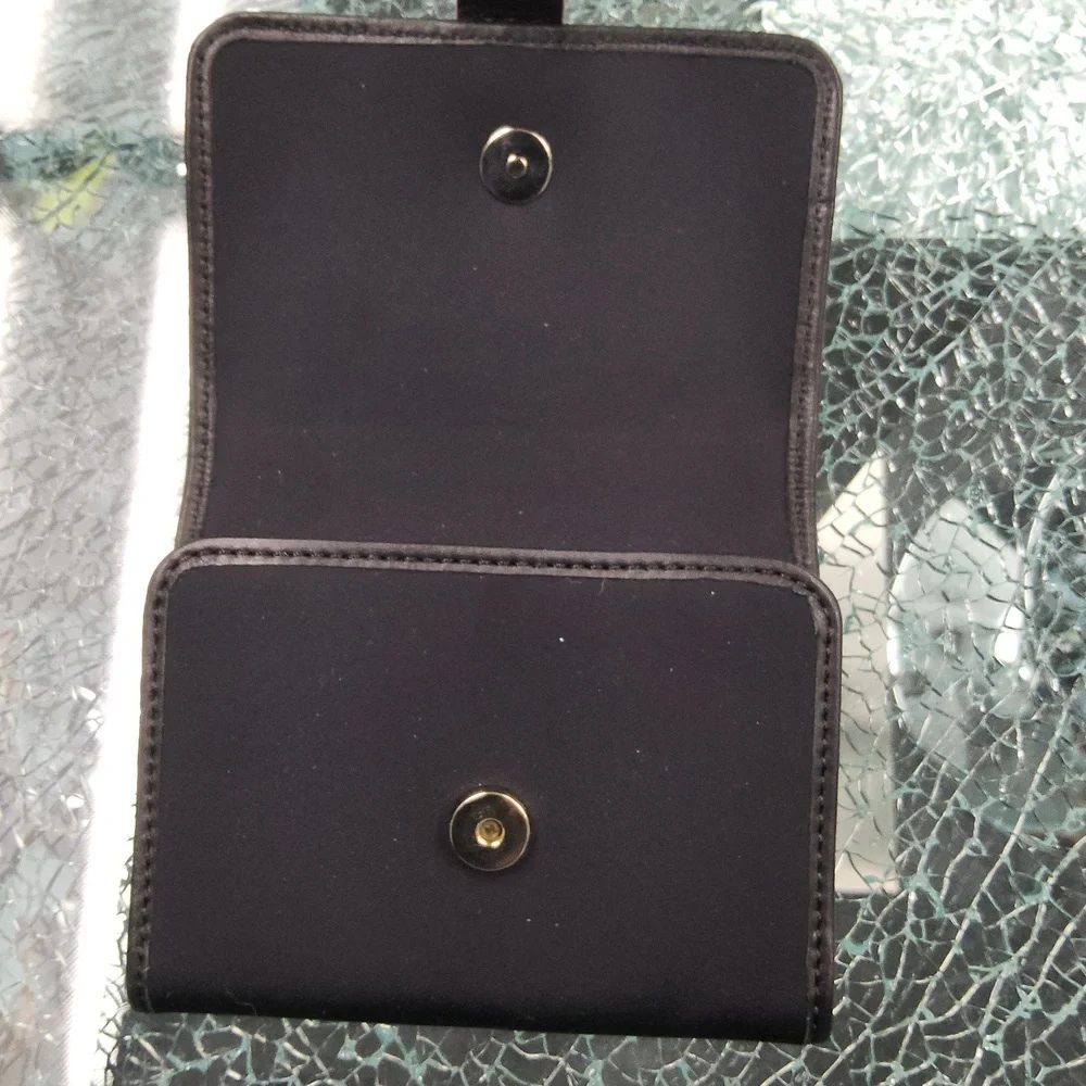 Wallet - Picture 2 of 3